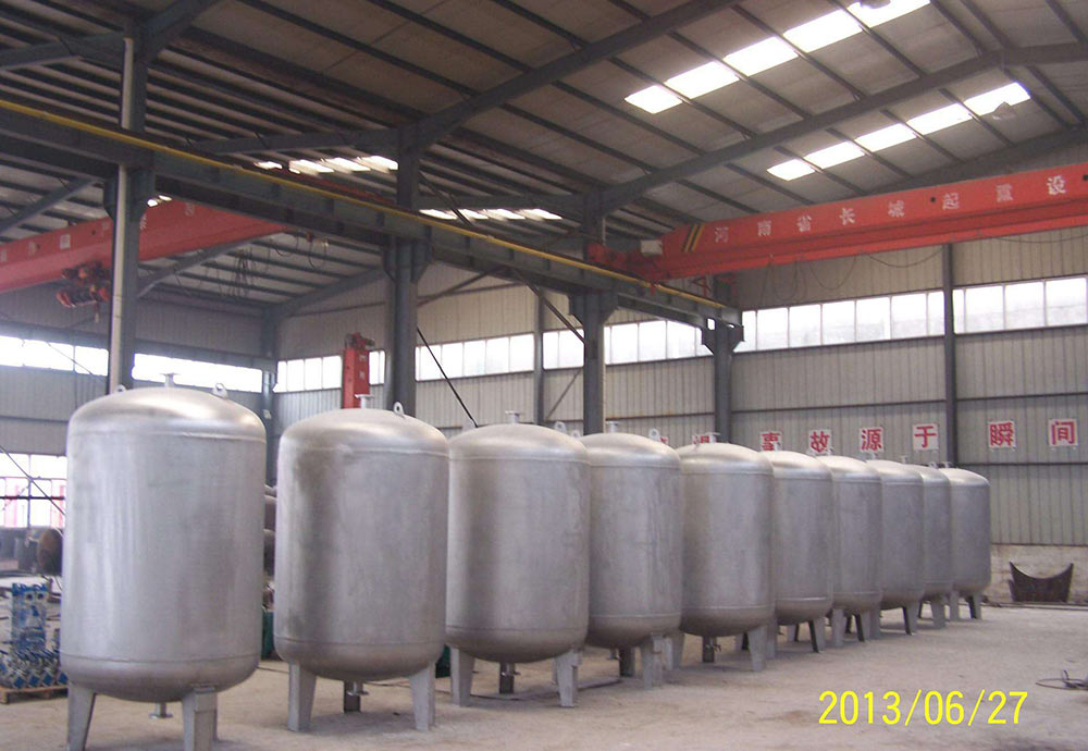 304不銹鋼立式儲罐 304不銹鋼立式儲罐