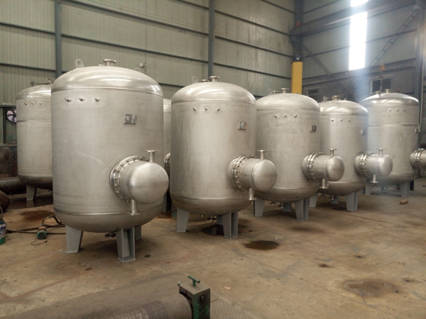 不銹鋼容積式換熱器 不銹鋼容積式換熱器